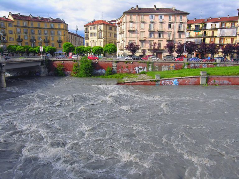 lungo dora torino